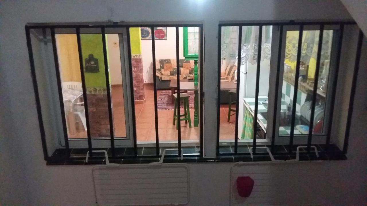 Habitacion Matrimonial En Un Bajo Bano Compartido Areas Compartidas Abades  المظهر الخارجي الصورة