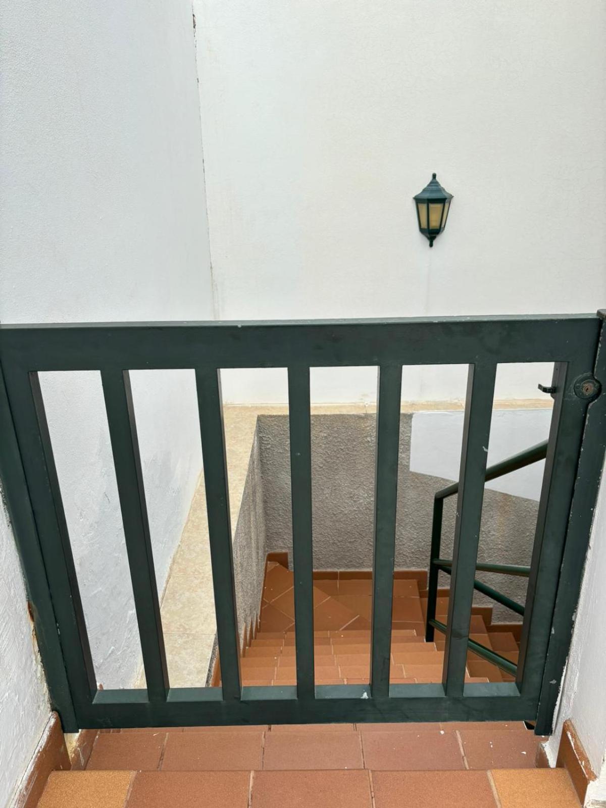 Habitacion Matrimonial En Un Bajo Bano Compartido Areas Compartidas Abades  المظهر الخارجي الصورة