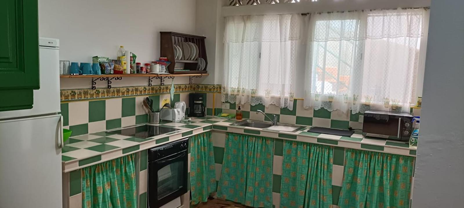 Habitacion Matrimonial En Un Bajo Bano Compartido Areas Compartidas Abades  المظهر الخارجي الصورة