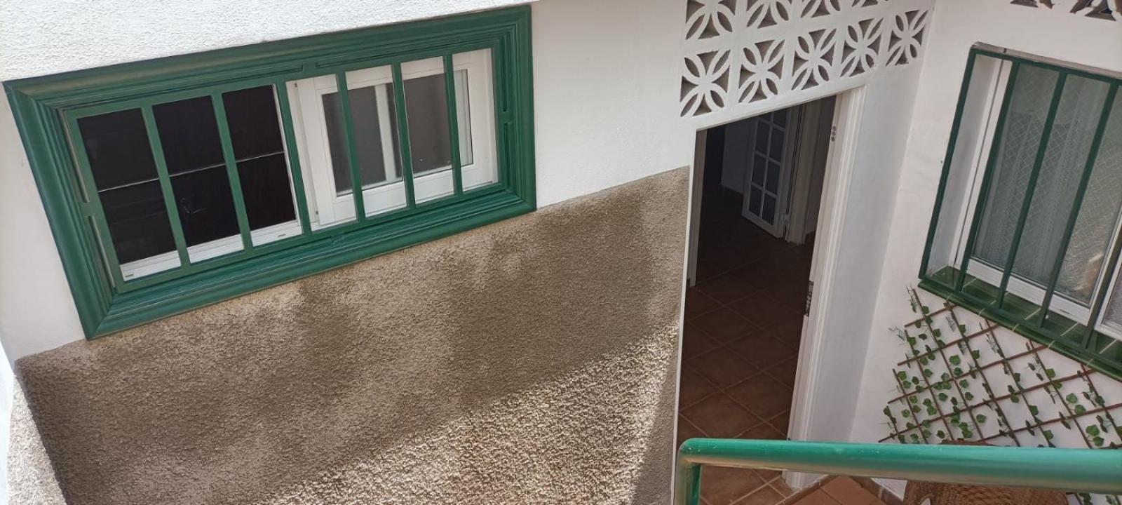 Habitacion Matrimonial En Un Bajo Bano Compartido Areas Compartidas Abades  المظهر الخارجي الصورة