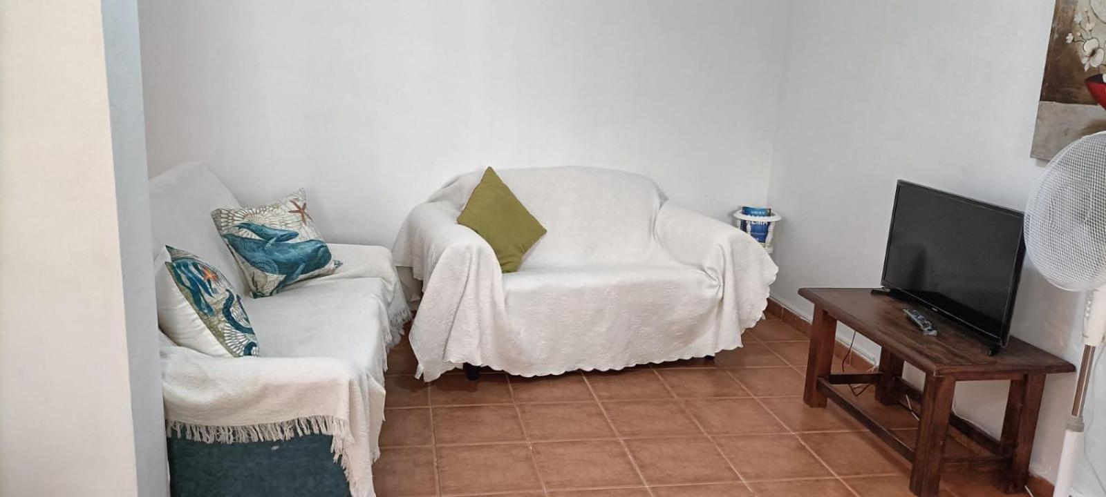 Habitacion Matrimonial En Un Bajo Bano Compartido Areas Compartidas Abades  المظهر الخارجي الصورة